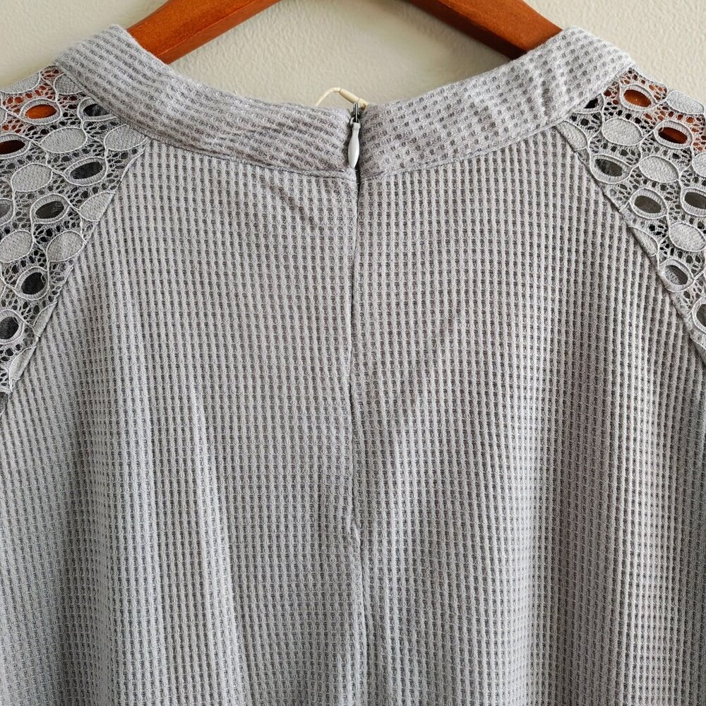 Waffle Knit Lace Sleeve Top - Picture 3 of 8